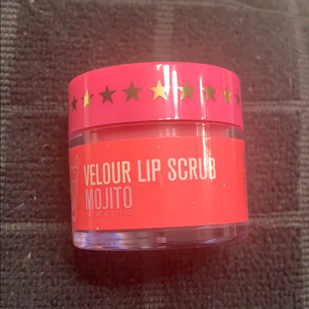Jeffree Star Lip Scrub